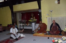 Retreat mit Bhante Dhammajiva